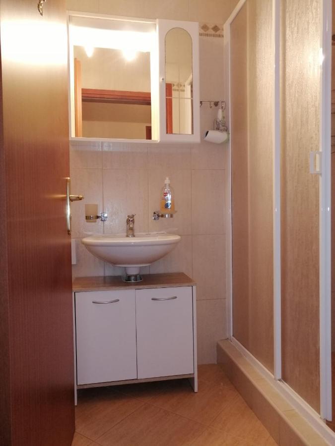 T&D Apartmani Пула Екстериор снимка