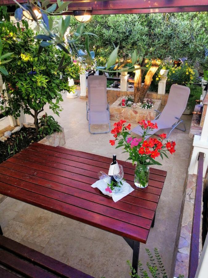 T&D Apartmani Пула Екстериор снимка