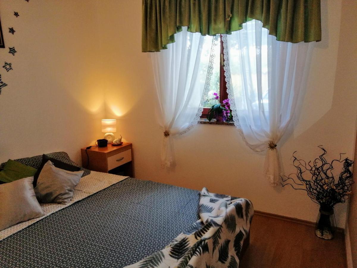 T&D Apartmani Пула Екстериор снимка
