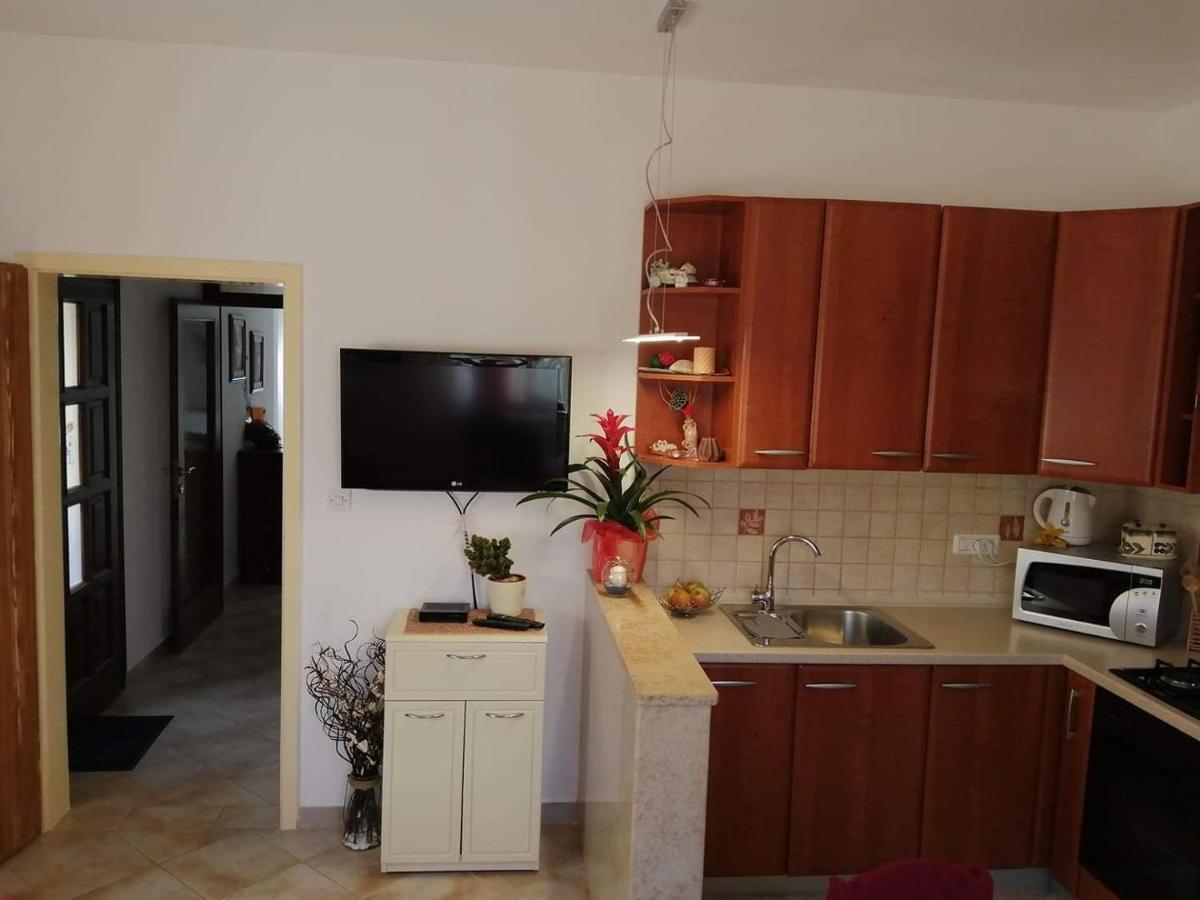 T&D Apartmani Пула Екстериор снимка