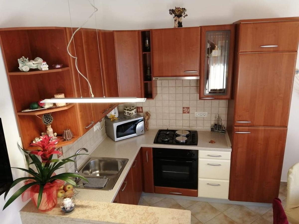 T&D Apartmani Пула Екстериор снимка